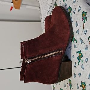 Burgundy Suede Ankle Chelsea Boots SZ 10